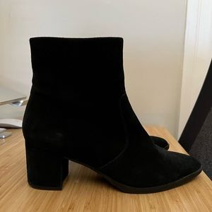 Blondo Waterproof Suede Booties
